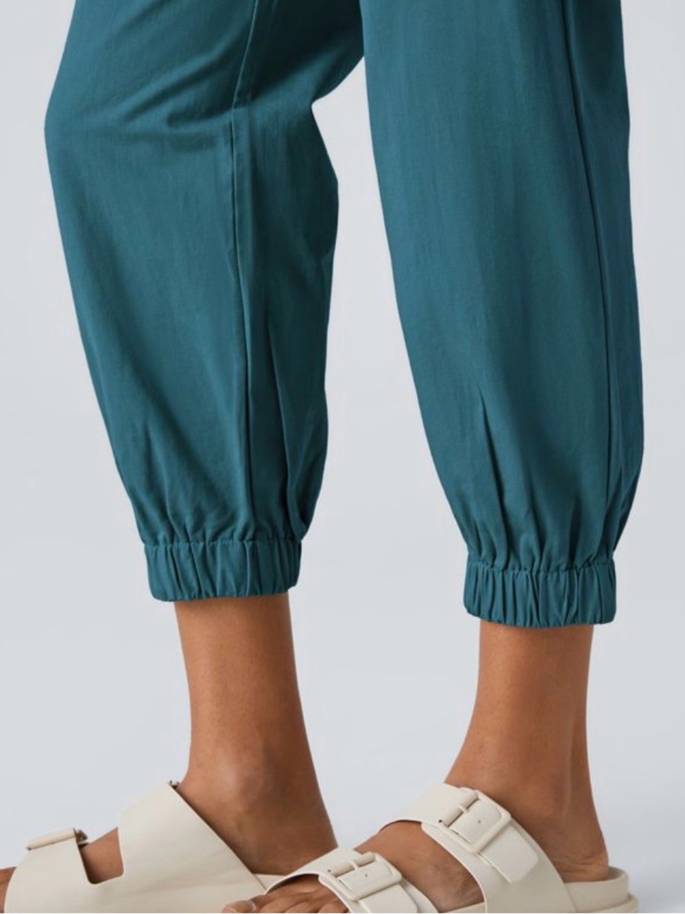 NWT Halara Mid Rise Casual Cotton Joggers with Pockets. Size Medium - Picture 5 of 12